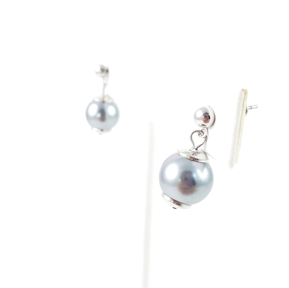 Vintage Grey Pearl Earrings Post Back Black Pearl - Picture 1 of 8